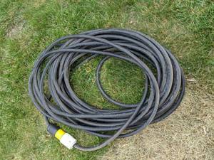 lot 128 image: 300V Power Cable
