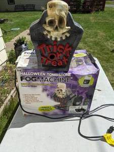 lot 254 image: The Halloween Tombstone Fog Machine