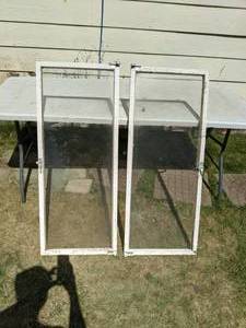 lot 250 image: Set of (2) 44-Inch x 18-Inch White Windows