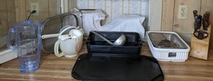 lot 370 image: Assortment of Miscellaneous Kitchen Items (Indoor Grill, Pitcher, Knife Set, and more)