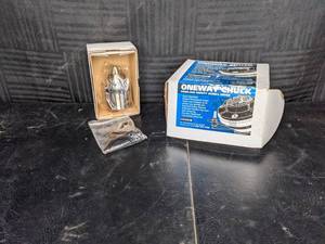 lot 421 image: 12-Inch Drill Chuck for Lathe and Oneway Chuck Four-Jaw Safety Scroll Chuck