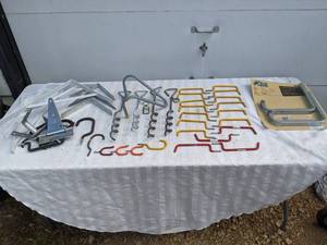 lot 419 image: Assortment of Large Storage Hangers, Screw-In Vinyl-Coated Steel Utility Hooks and More