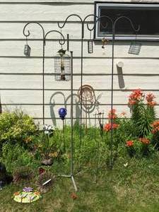 lot 197 image: Collection of Yard Dcor Shepherd Hooks, Bird Feeder, Metal Flowers, Standing Owl and More