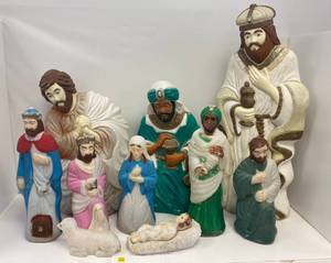 lot 143 image: Large Group Of Christmas Blow Molds