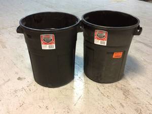 Rubbermaid Roughneck 20 Gal. Black Round Trash Can (2 units)