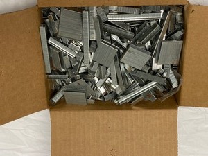 lot 21 image: ASSORTED BOX OF STAPLES