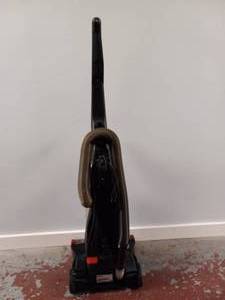 lot 72 image: BISSELL CLEANVIEW VACUUM