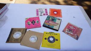 lot 48 image: Various 45 RPM records