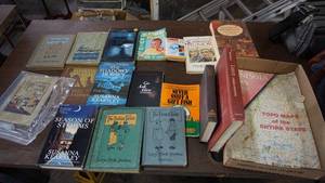 lot 60 image: Various book lot