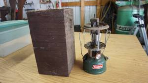 lot 81 image: Vintage Coleman lantern Inwood case