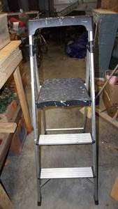 lot 88 image: Collapsible stepstool