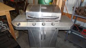 lot 91 image: Commercial Infrared Charbroil Barbecue grill