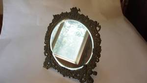 lot 118 image: Beautiful ornate beveled glass antique brass dresser mirror 16 x 16