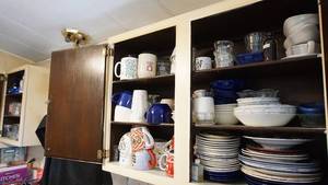 lot 167 image: Contents of two kitchen cabinets