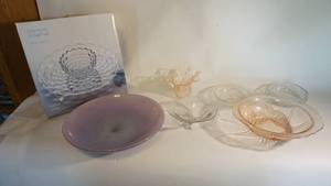 lot 176 image: American White Hall buffet service 12 inch crystal plate 5 inch crystal bowl, assorted pink glass etc.