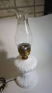 lot 189 image: White milk glass hurricane lamp electric 19 inches tall
