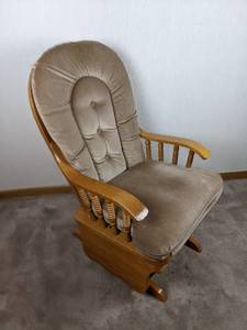 lot 76 image: Exposed Wood Frame Glider Chair