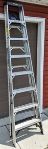 lot 27 image: Husky 8 Ft. Folding Aluminum Ladder