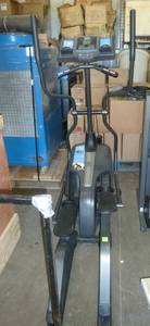 Horizon E95 Elliptical exercise machine