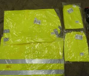 TWO Sets of Hi-Vis Lightweight Rain Jacket and Pants, size 4XL