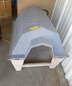 Medium size Dog house, Dogloo