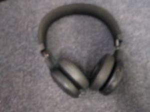 JBL Live 460NC Wireless Noise-Cance...