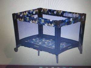 Cosco Funsport Play Yard open Box R...