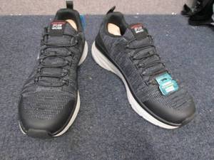 Skechers Mens Relaxed Fit DLux Wa...