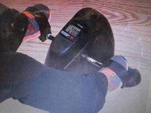 Wakeman Fitness Mini Pedal Recumben...