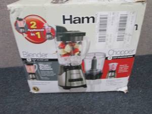 Hamilton Beach 12-Speed 2-in-1 Blen...
