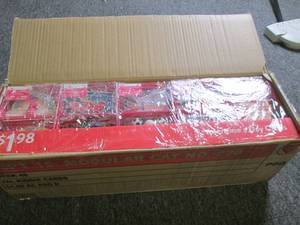 lot 93 image: box of 30 valentines days cards ...