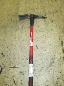 lot 173 image: hyper tough 2.5lb pick mattock ...