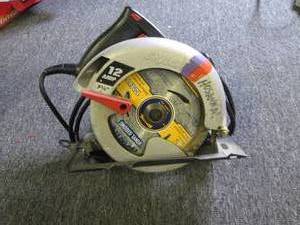 lot 176 image: skillsaw 12 amp 7 14 tested and wo...