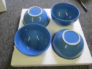 lot 202 image: 4 blue bowls ...