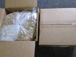 lot 263 image: 12 pounds of sunflower seeds packag...