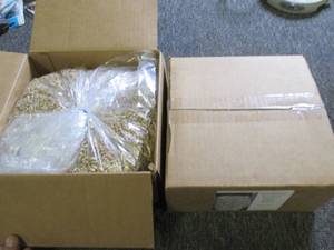 lot 264 image: 12 pounds of sunflower seeds packag...