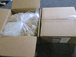 lot 271 image: 12 pounds of sunflower seeds packag...