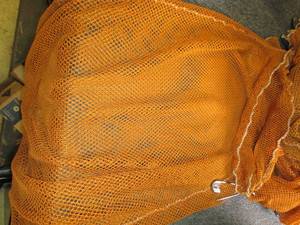 lot 471 image: 13 orange mesh laundry bags ...