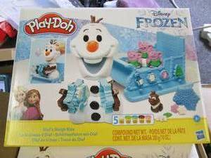 lot 291 image: 2 cases of 3 disney frozen playdoh ...