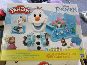 lot 293 image: 2 cases of 3 disney frozen playdoh ...