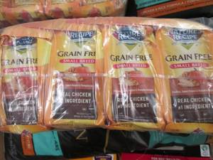 lot 338 image: 44lb bags of natures recipe chicke...