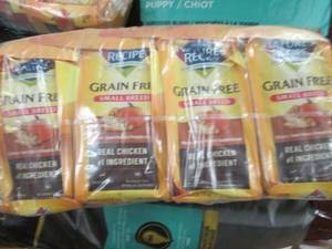 lot 340 image: 44lb bags of natures recipe chicke...