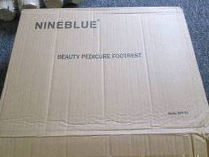 lot 442 image: beauty pedicure foot rest ...