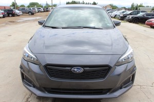 lot 4 image: 2019 Subaru Impreza Sport -One Owner-