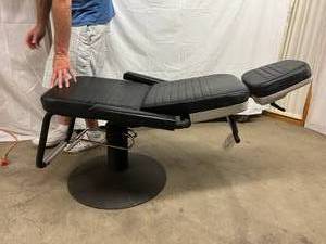 WOW MSRP $3000 Reliance 3000 Manual Hydraulic Hi Low Full Recline Exam ENT Ophthalmic Chair Ink Bed - Great Condition