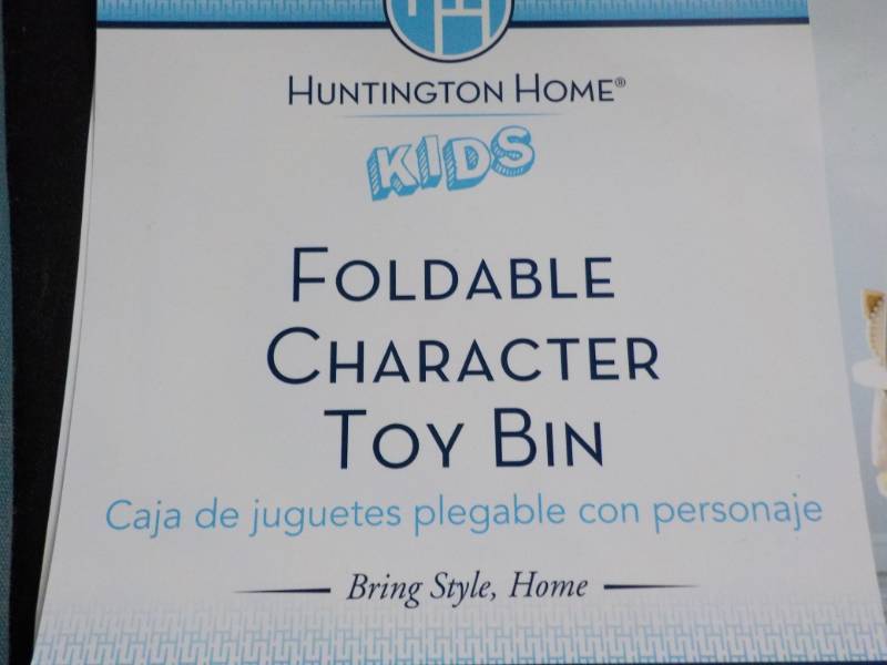 lot 134 image: Foldable Character Toy Bin...