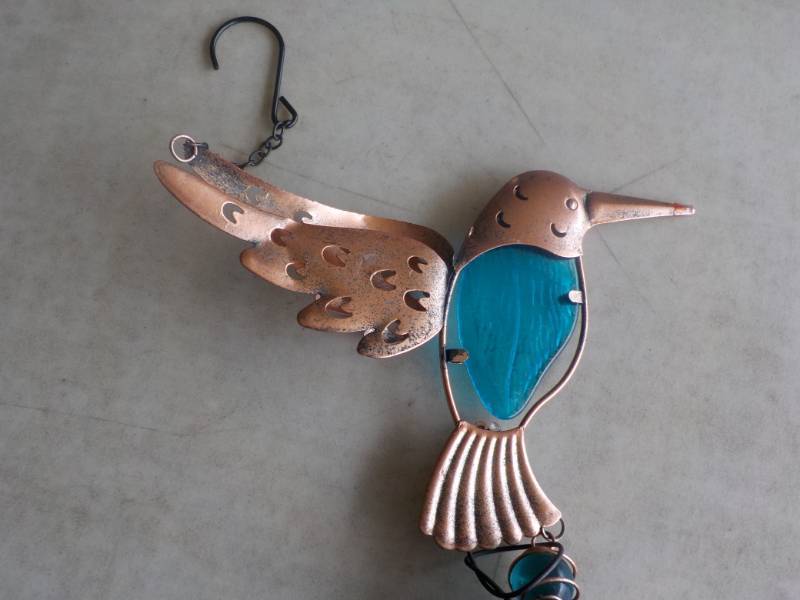 lot 23 image: Hummingbird Solar Chime needs to b...