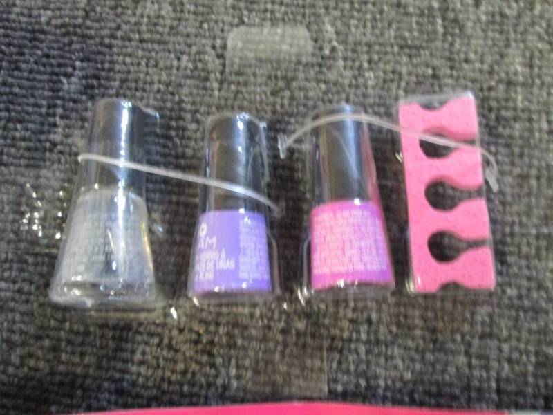 lot 131 image: spin master cool maker go glam uniq...