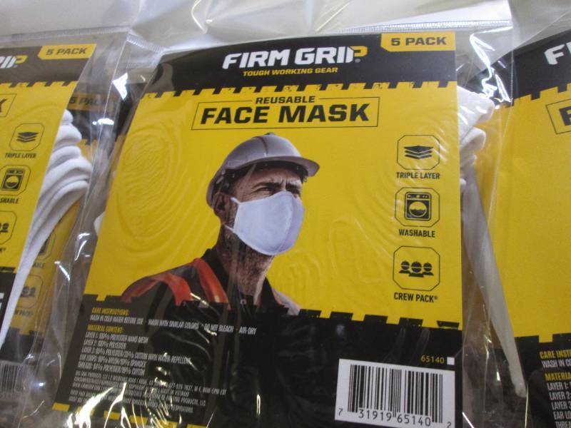 lot 319 image: case of 1705 packs of reusable fac...