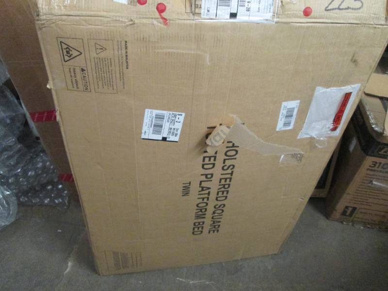 lot 8 image: brookside tara upholstered square t...